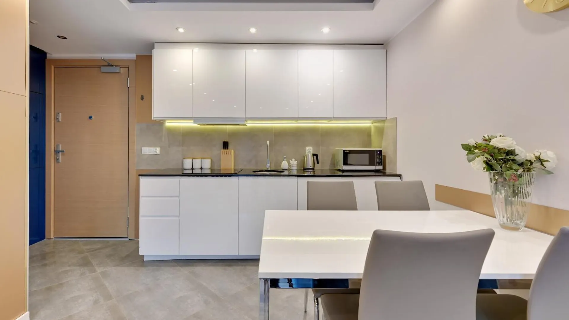Flatbook Apartments Waterlane Island Spa With Riverview Gdansk